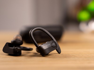 Спорт без нічого: огляд Bluetooth-навушників AIRON Airtune Sport