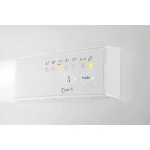 Холодильник з морозильною камерою Electrolux LNA7NE18S