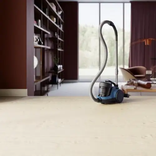 Пылесос безмешковый Electrolux ECC21-4SB
