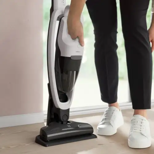Вертикальный+ручной пылесос (2в1) Electrolux ES31CB18SH