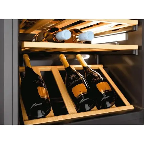 Винна шафа Candy CWC 200 EELW/NF